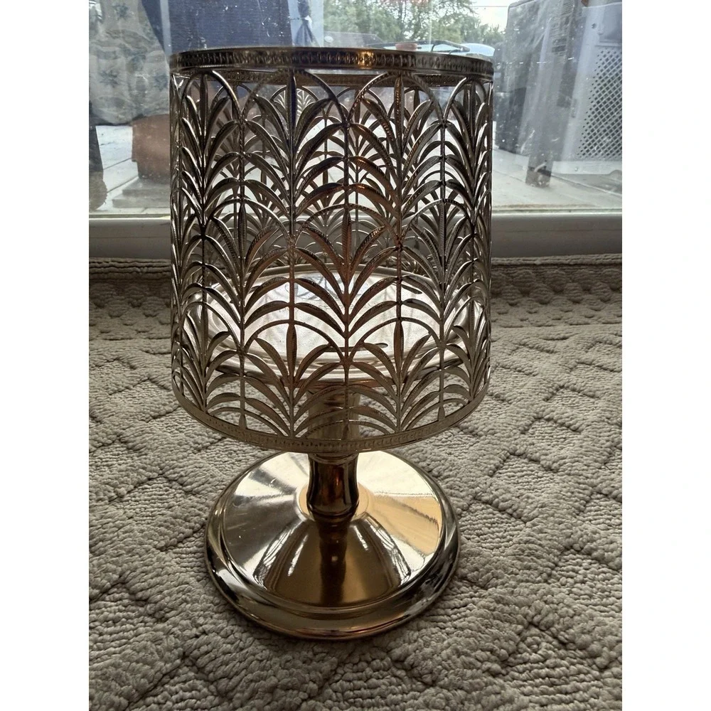 Bath & Body Works LAMP SHADE CANDLE HOLDER 3 WICKS NEW SPRING